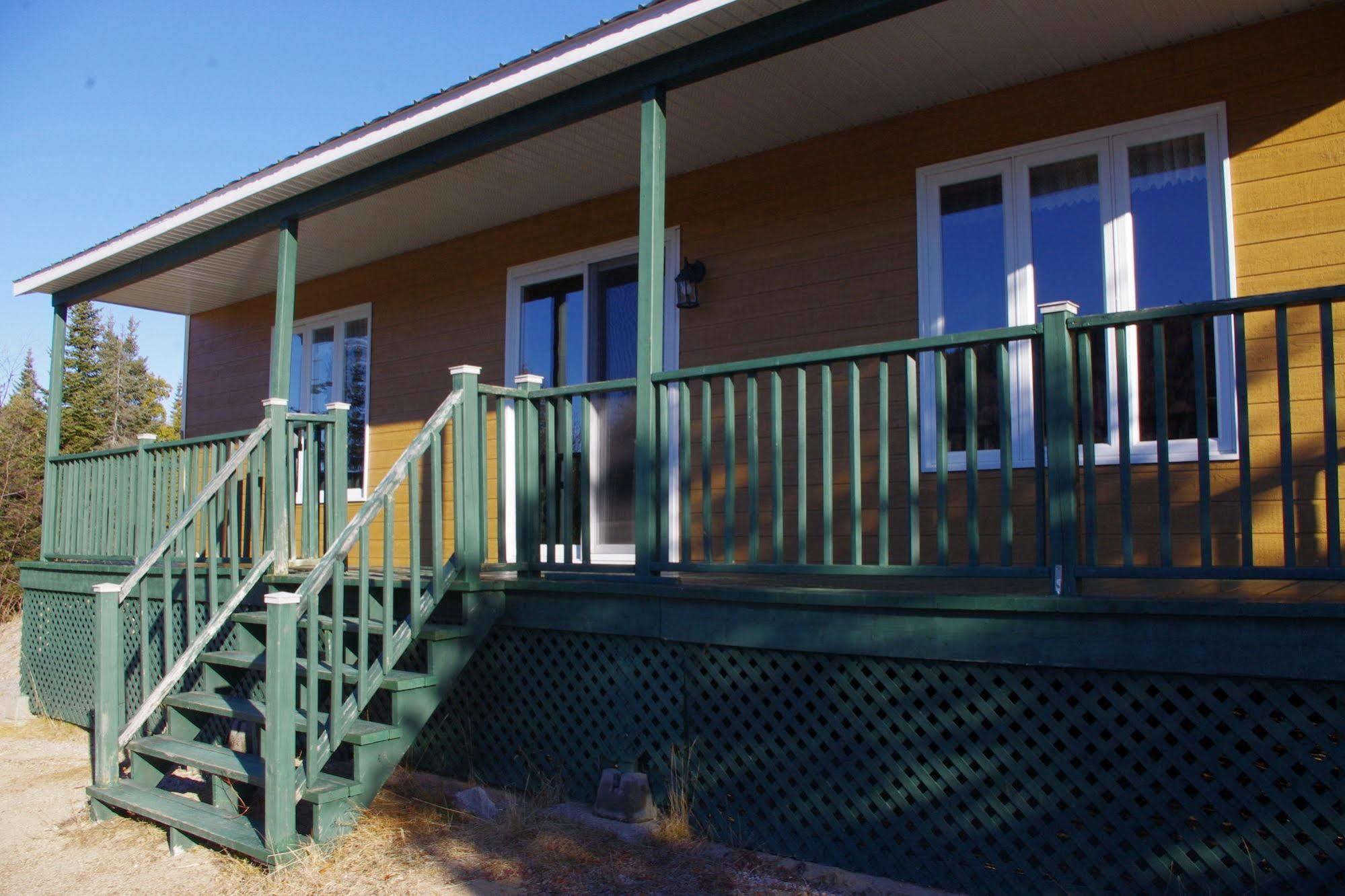 Auberge La Taniere Tadoussac Exterior foto